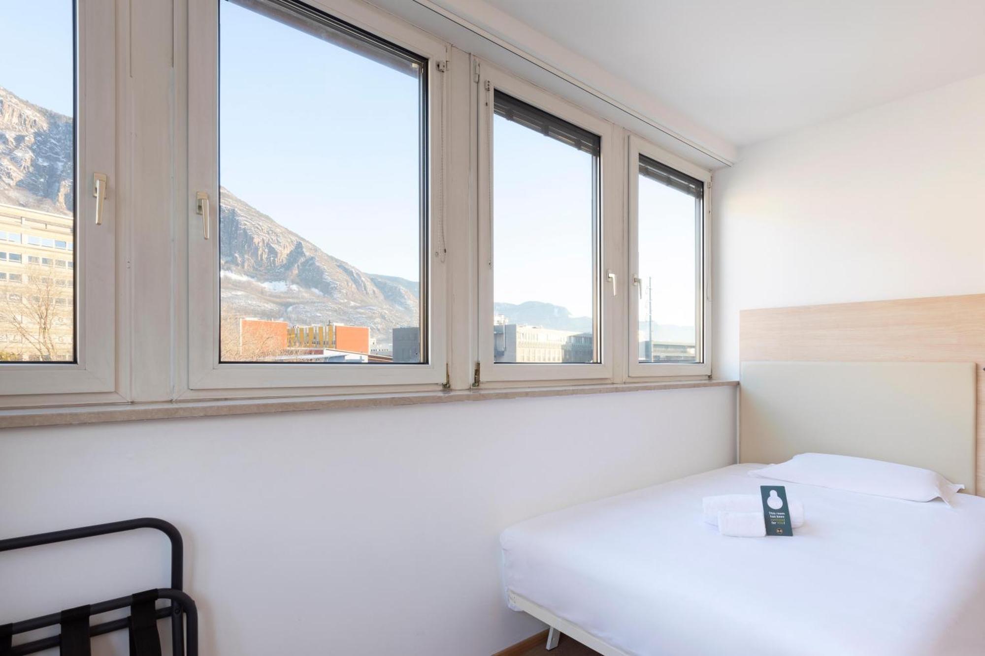 B&B Hotel 博尔扎诺 外观 照片
