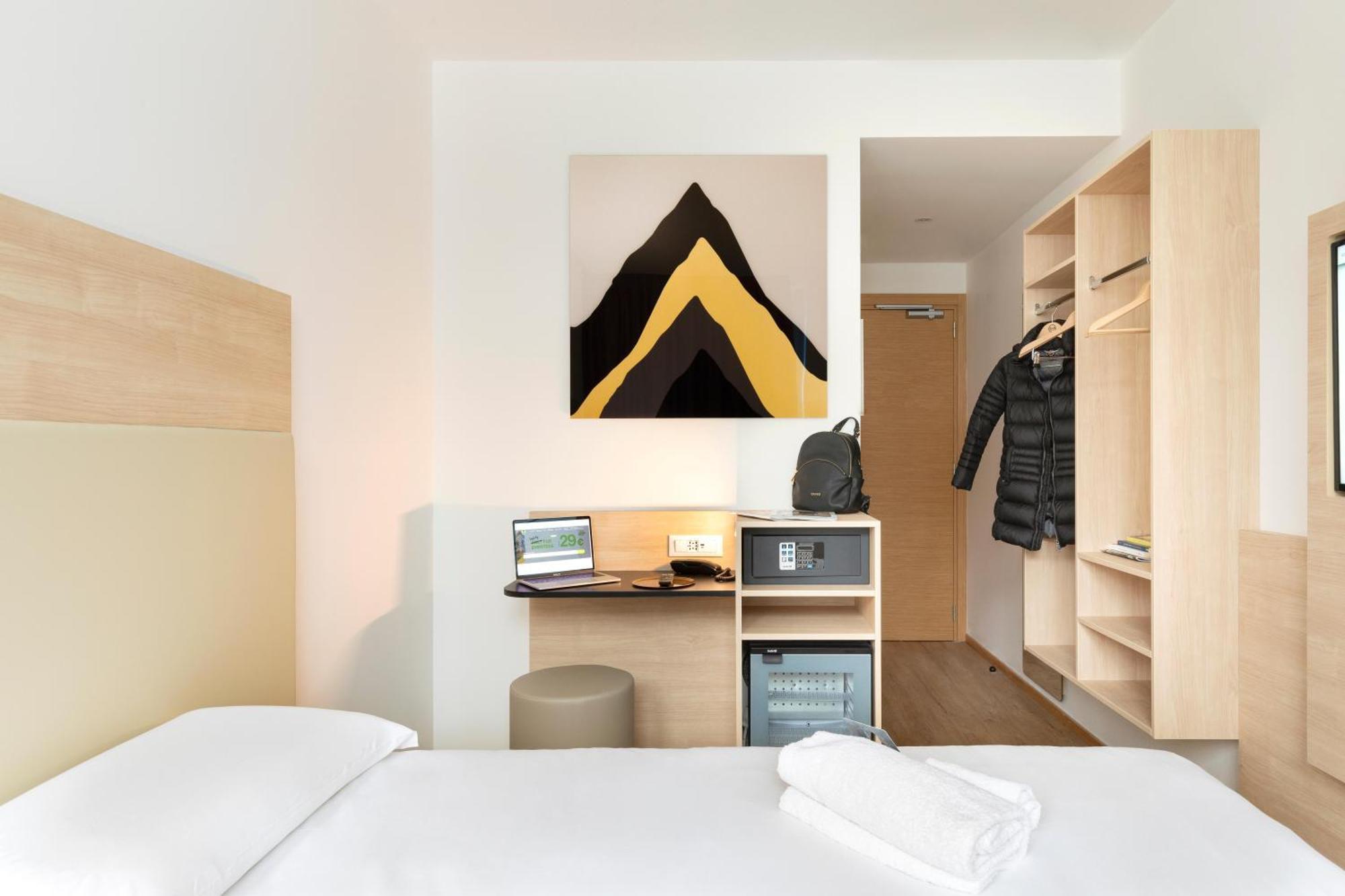 B&B Hotel 博尔扎诺 外观 照片